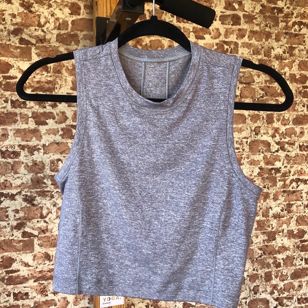 Lululemon muscle crop tank